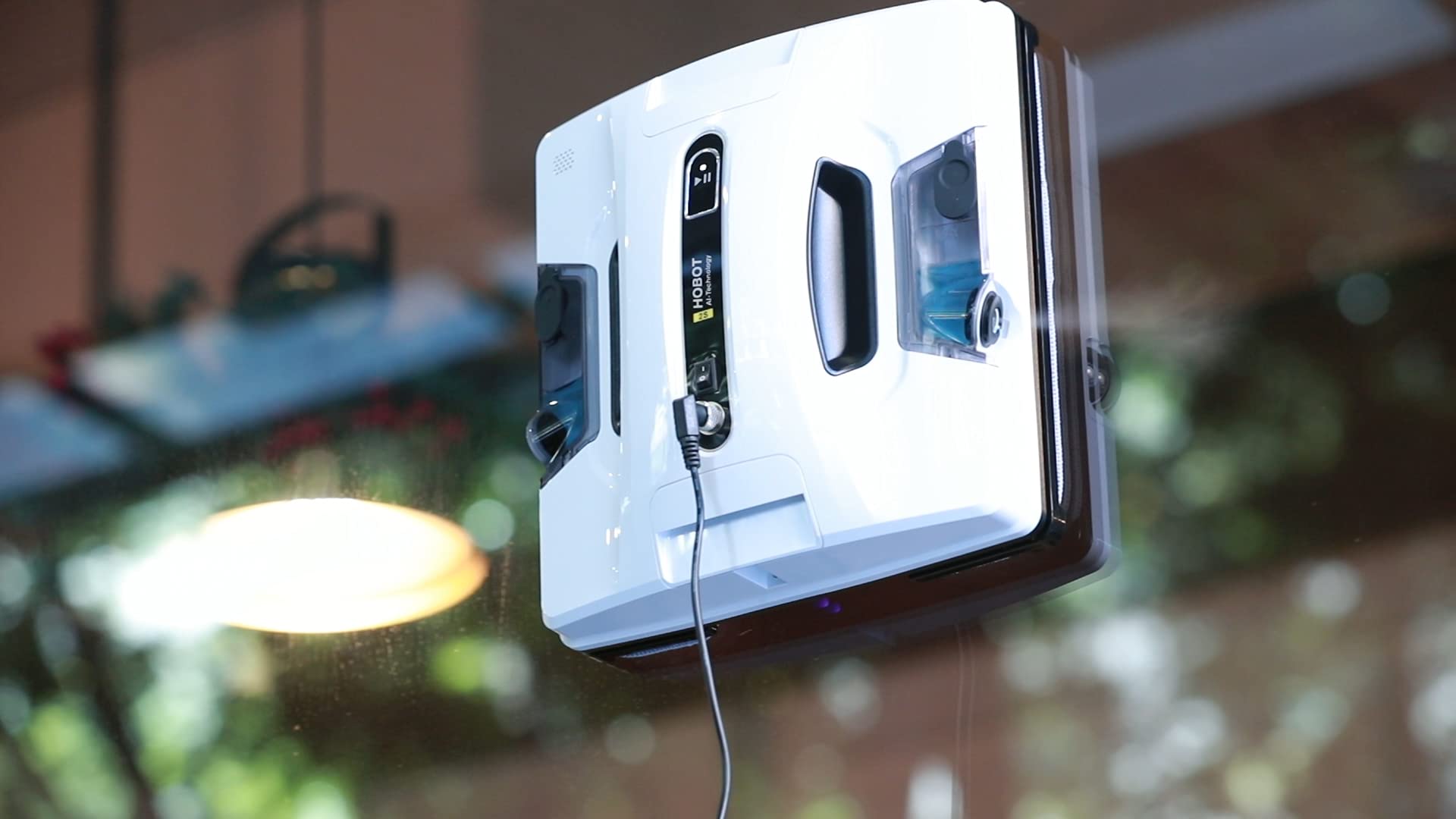 HOBOT-2S Robotic Window Cleaner 3