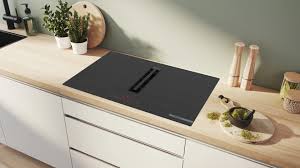 BOSCH PVQ811H26E Επαγωγική Eστία με Eνσωματωμένο Απορροφητήρα