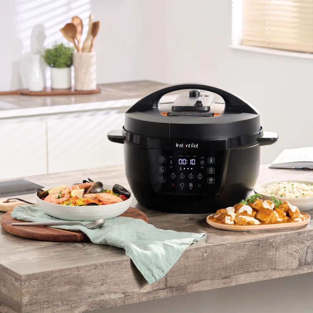 INSTANT POT INST-140001901 Multicooker 7.1Ltr