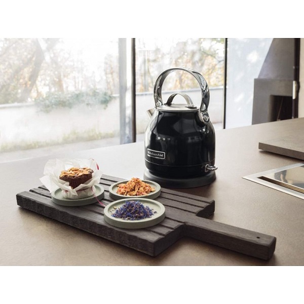 KitchenAid Βραστήρας 1,25λτ. Onyx Black 5KEK1222BOB